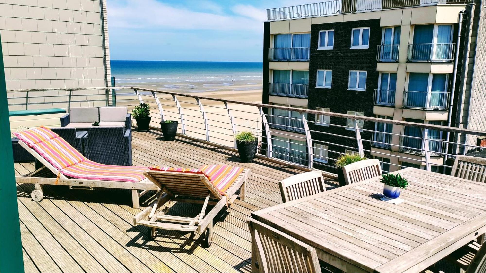 Penthousebeach Apartment Koksijde