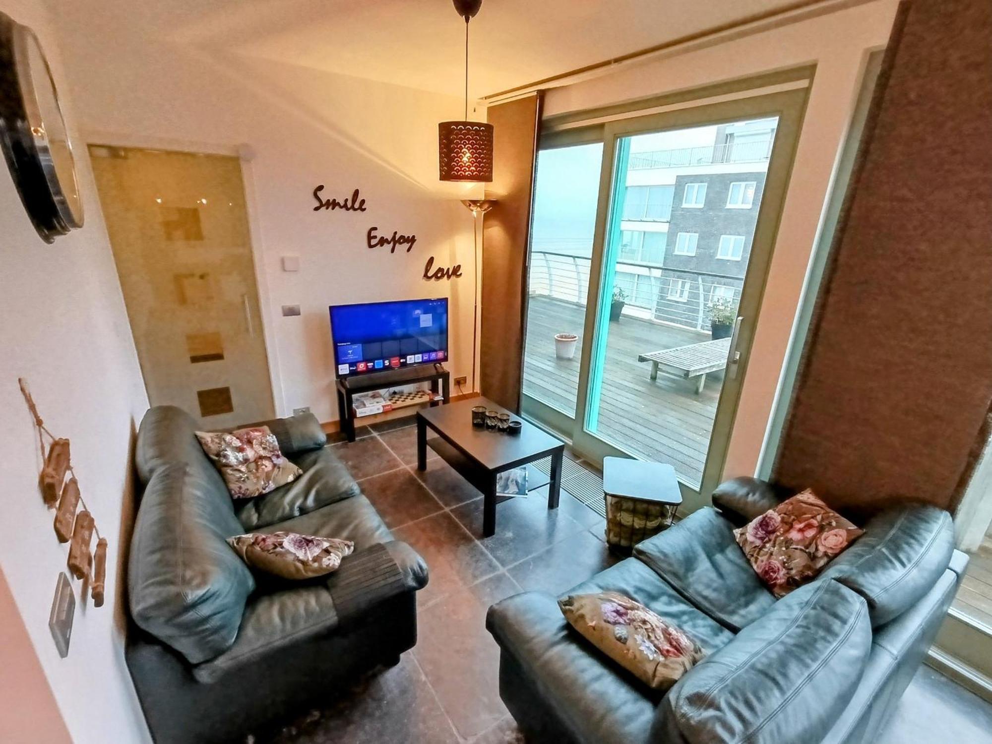 Penthousebeach Apartment